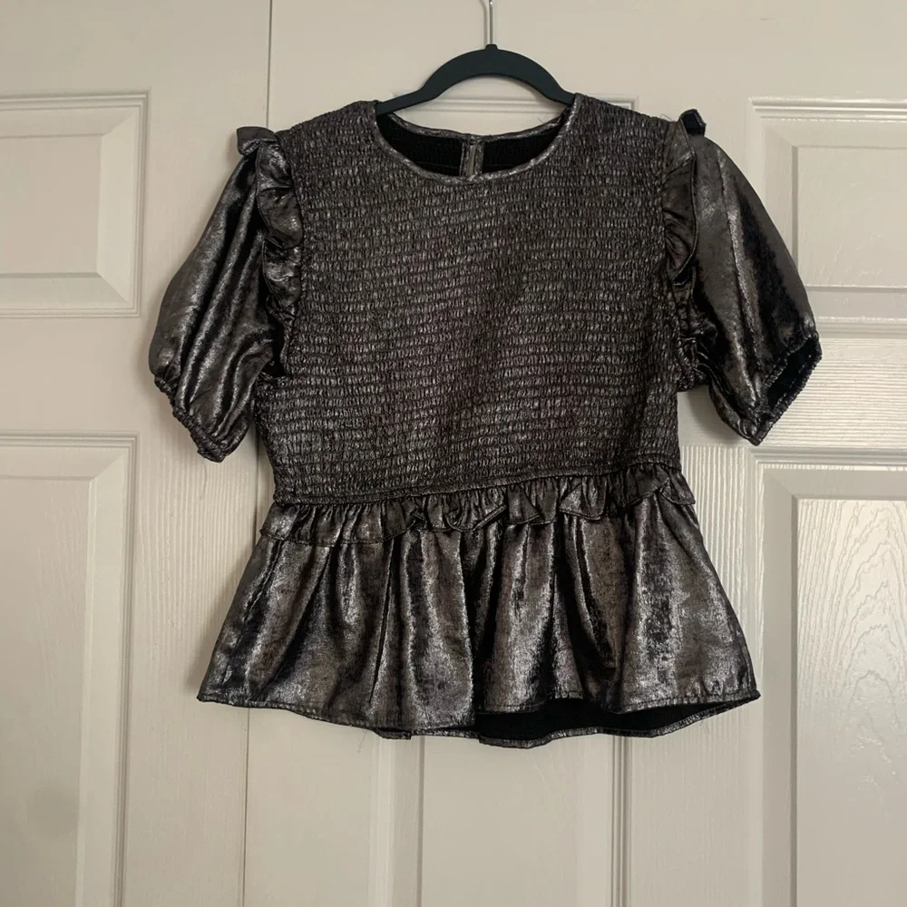 Metallic Ruffle top - Picture 2 of 4